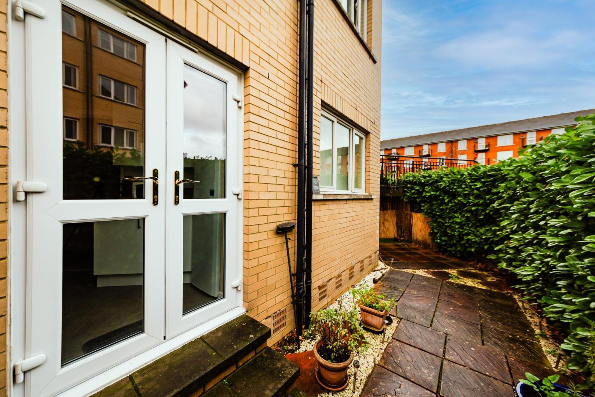 Apartamento Amazing In Canada Water - Free Parking Londres